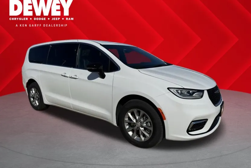 2026 Chrysler Pacifica photo 1