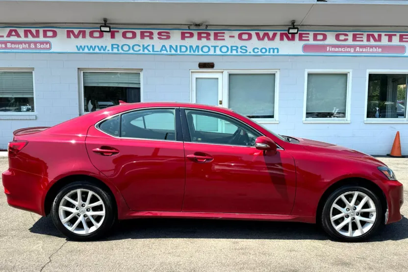 2011 Lexus IS 250 photo 1