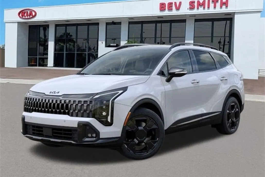 2026 Kia Sportage X-Line photo 1