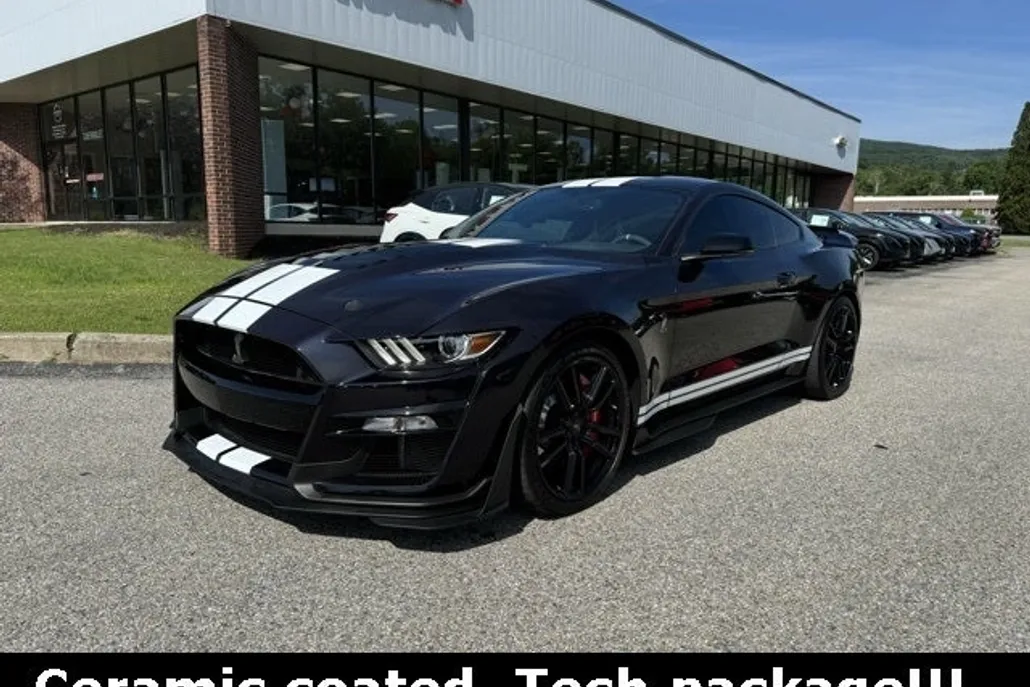 2022 Ford Mustang Shelby GT500 photo 1
