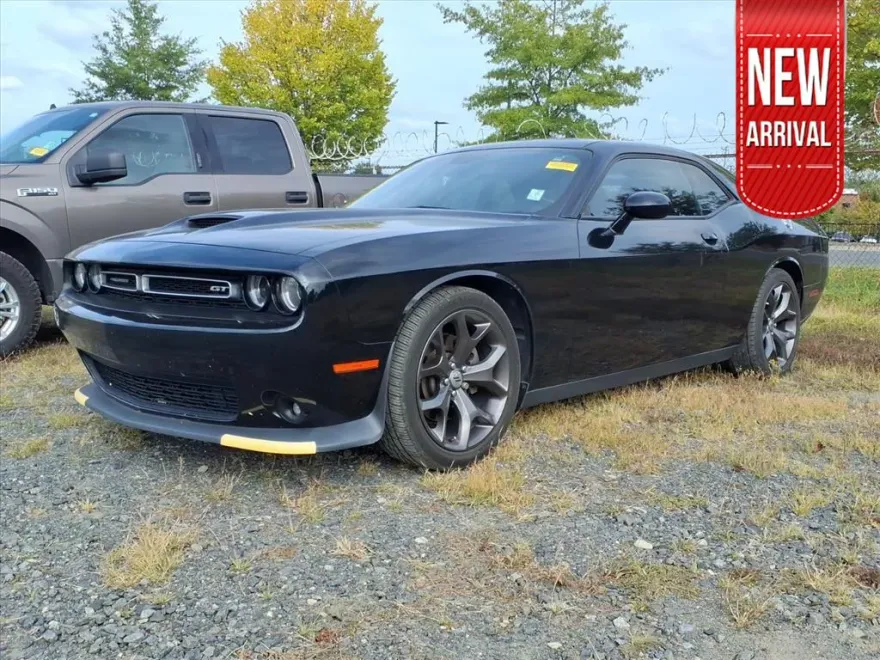 2019 Dodge Challenger GT photo 1