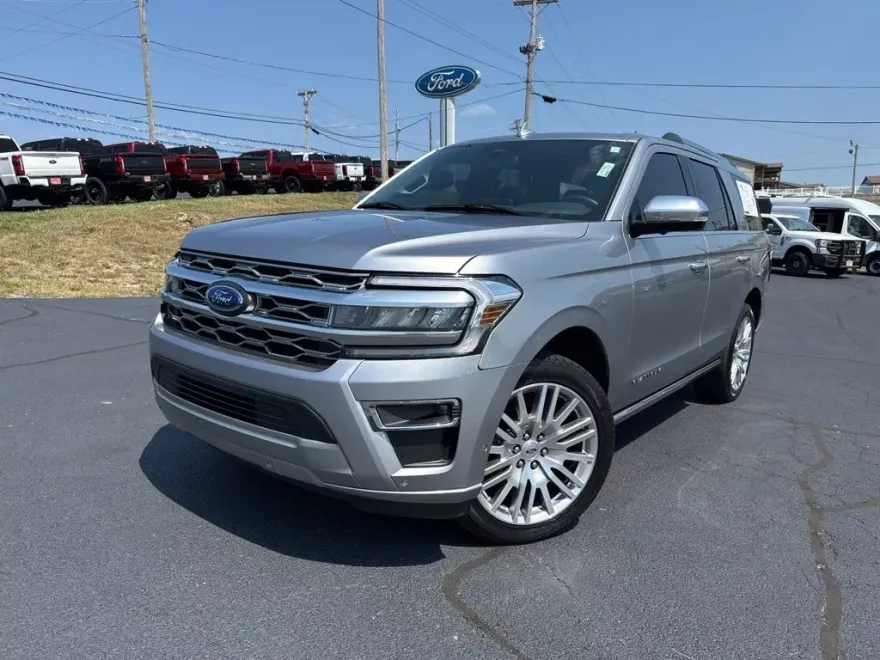 2024 Ford Expedition Platinum photo 1