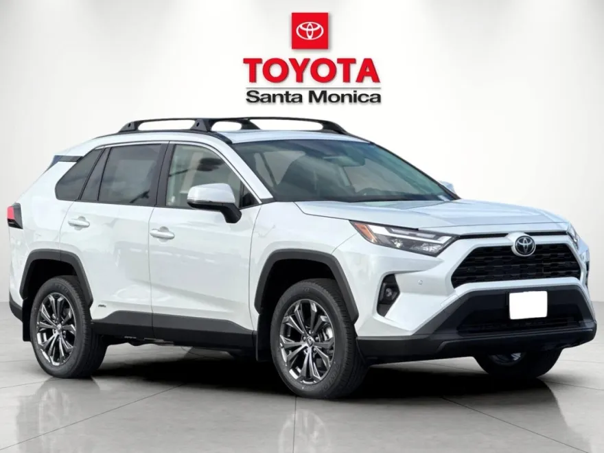 2025 Toyota RAV4 Hybrid XLE Premium photo 2