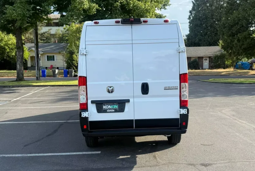 2024 Ram ProMaster 2500 photo 1