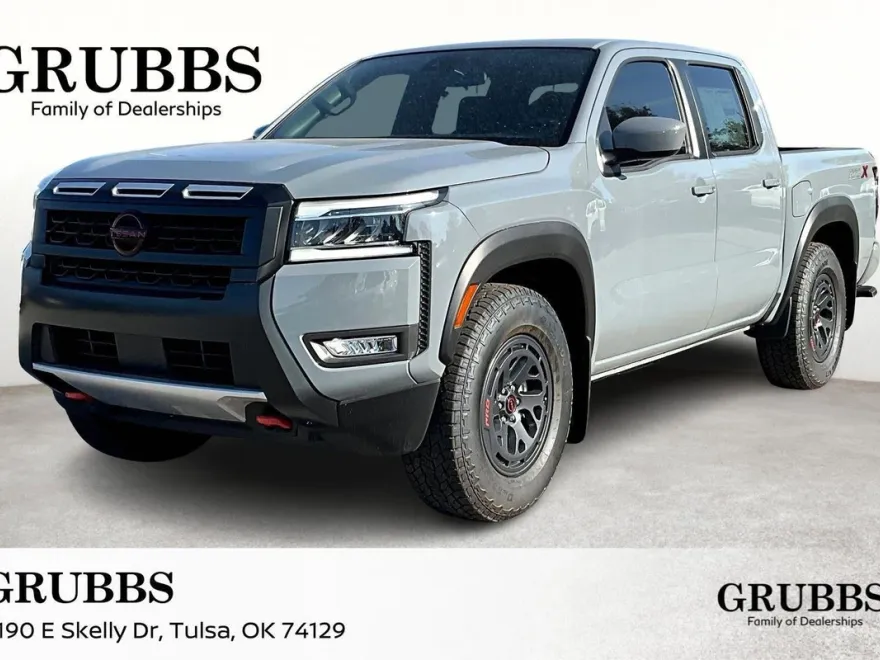 2025 Nissan Frontier Crew Cab PRO-X photo 1