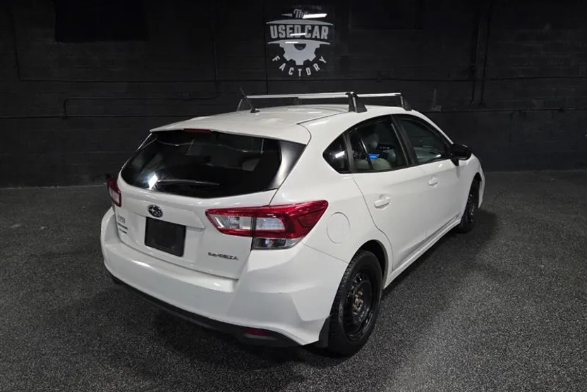 2018 Subaru Impreza 2.0i photo 1