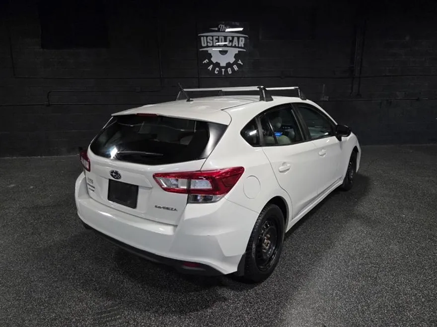 2018 Subaru Impreza 2.0i photo 1