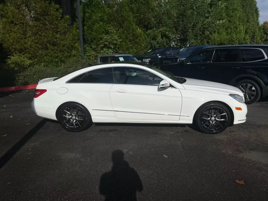 2013 Mercedes Benz E 350 Coupe photo 1
