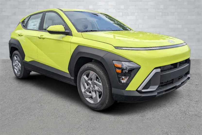 2025 Hyundai Kona SE photo 1
