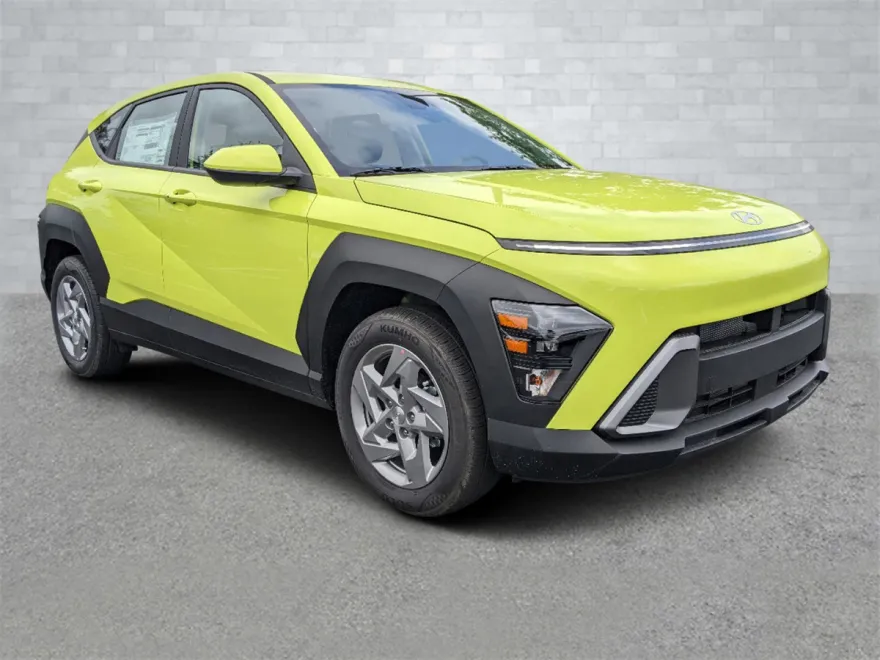 2025 Hyundai Kona SE photo 1