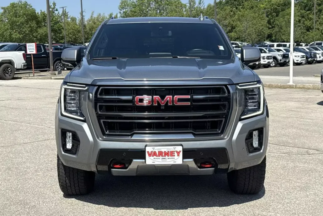 2024 Gmc Yukon XL AT4 photo 1