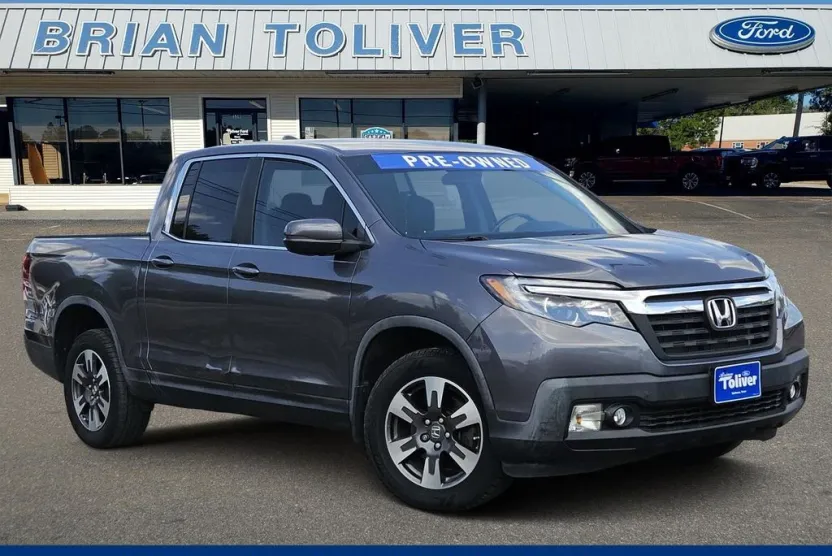 2017 Honda Ridgeline RTL photo 1