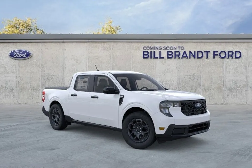 2025 Ford Maverick XLT photo 1