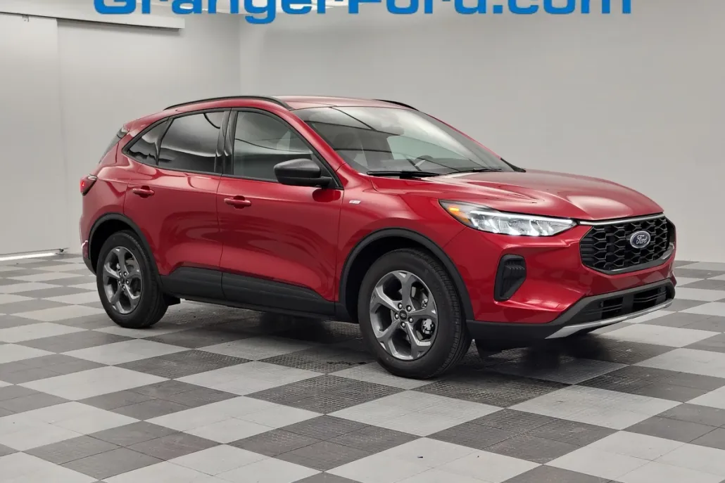 2025 Ford Escape ST-Line photo 1