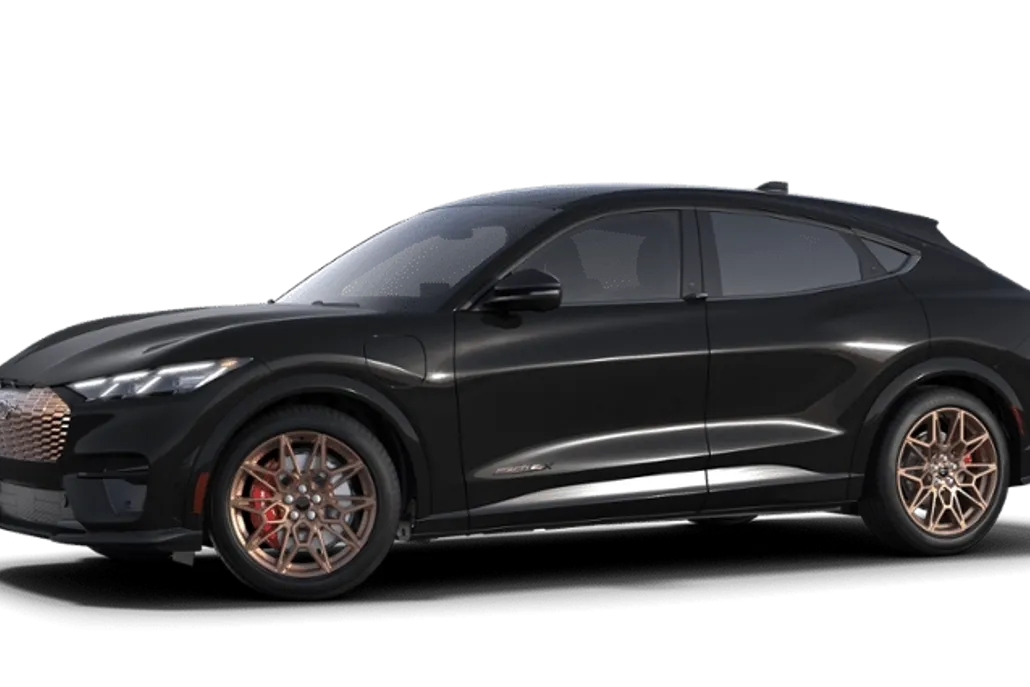 2025 Ford Mustang Mach-E GT photo 1