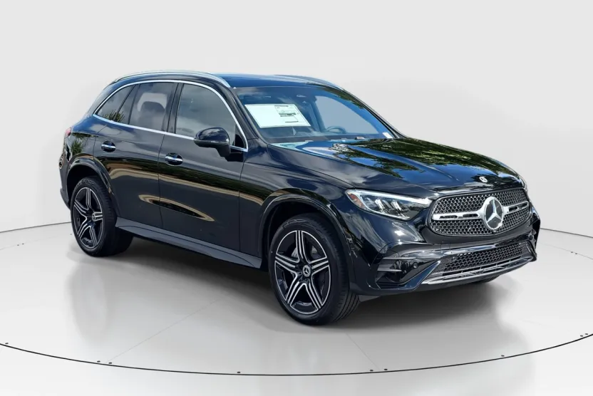2026 Mercedes Benz GLC 300 photo 1