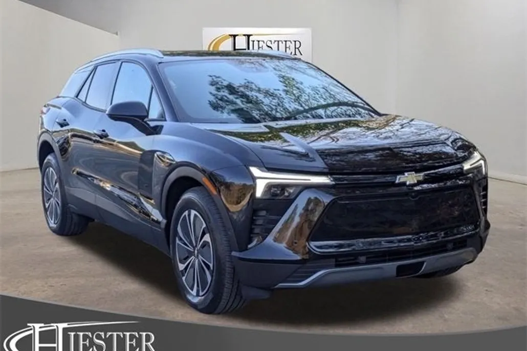 2025 Chevrolet Blazer EV photo 1