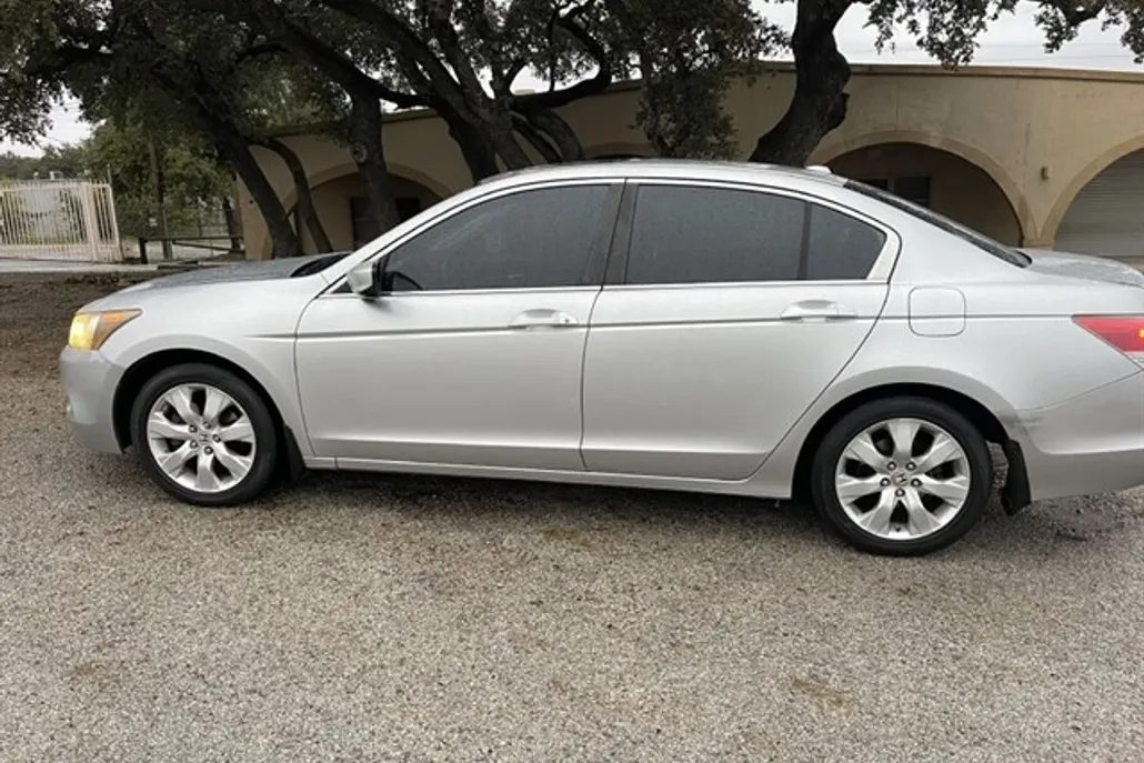 2008 Honda Accord photo 1