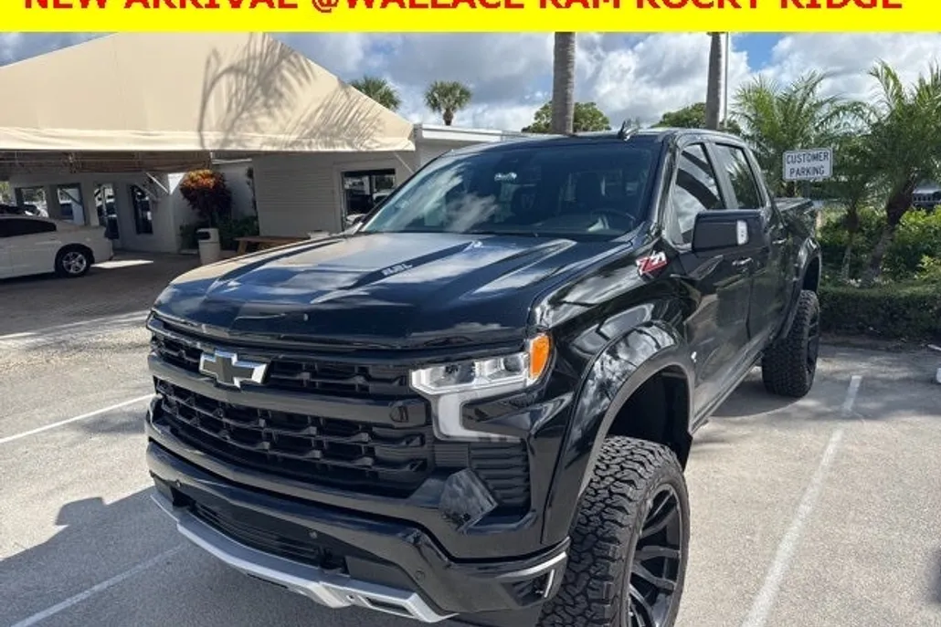 2024 Chevrolet Silverado 1500 RST photo 1
