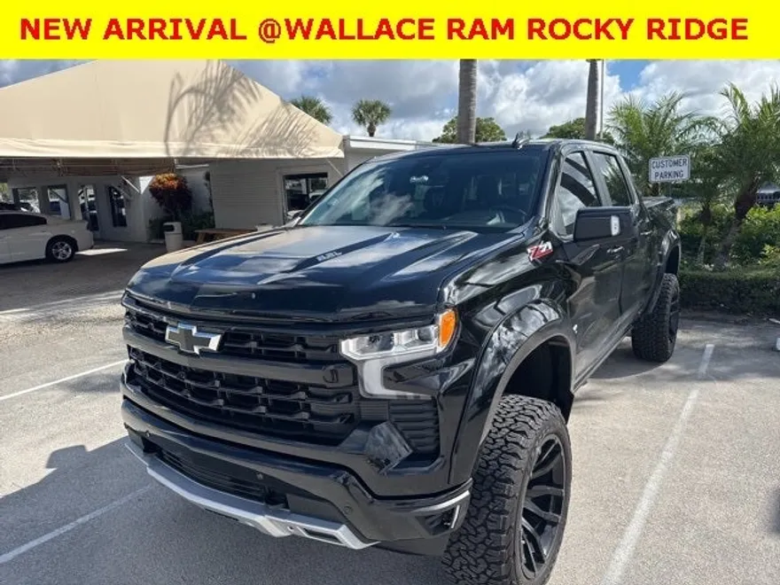 2024 Chevrolet Silverado 1500 RST photo 1