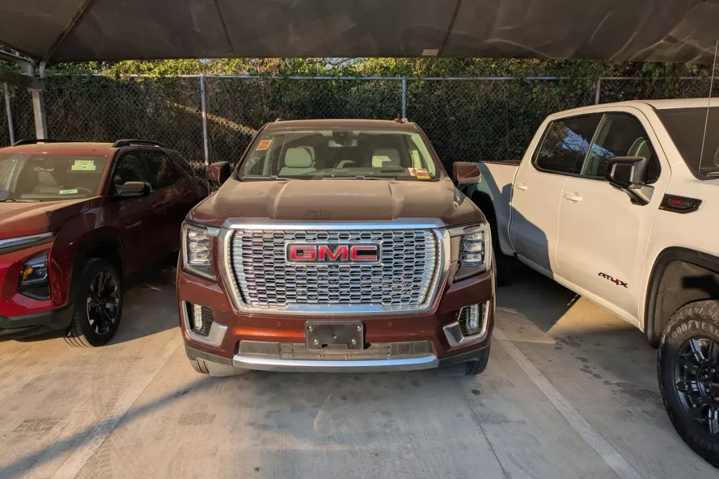 2022 Gmc Yukon Denali photo 1
