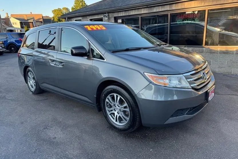 2012 Honda Odyssey EX photo 1