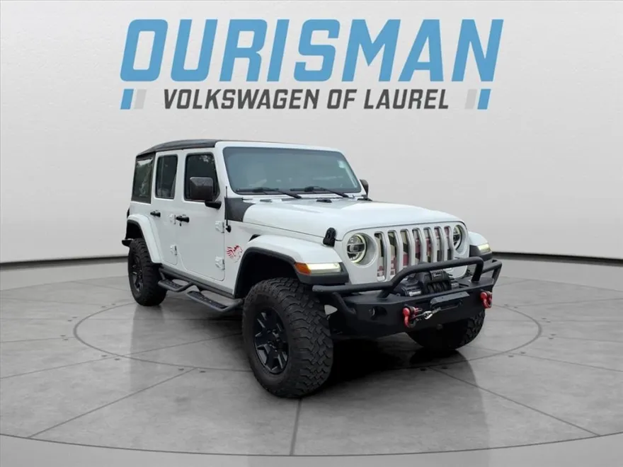 2018 Jeep Wrangler Unlimited Sahara photo 1
