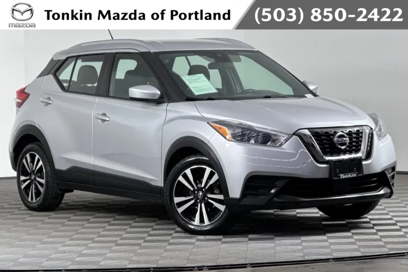 2020 Nissan Kicks SV photo 1