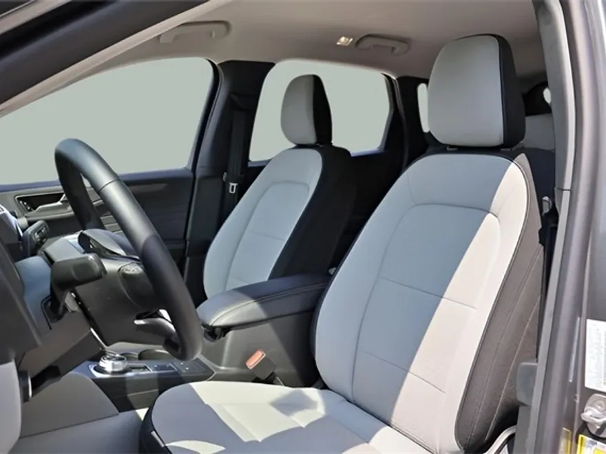 2025 Ford Escape Active photo 1