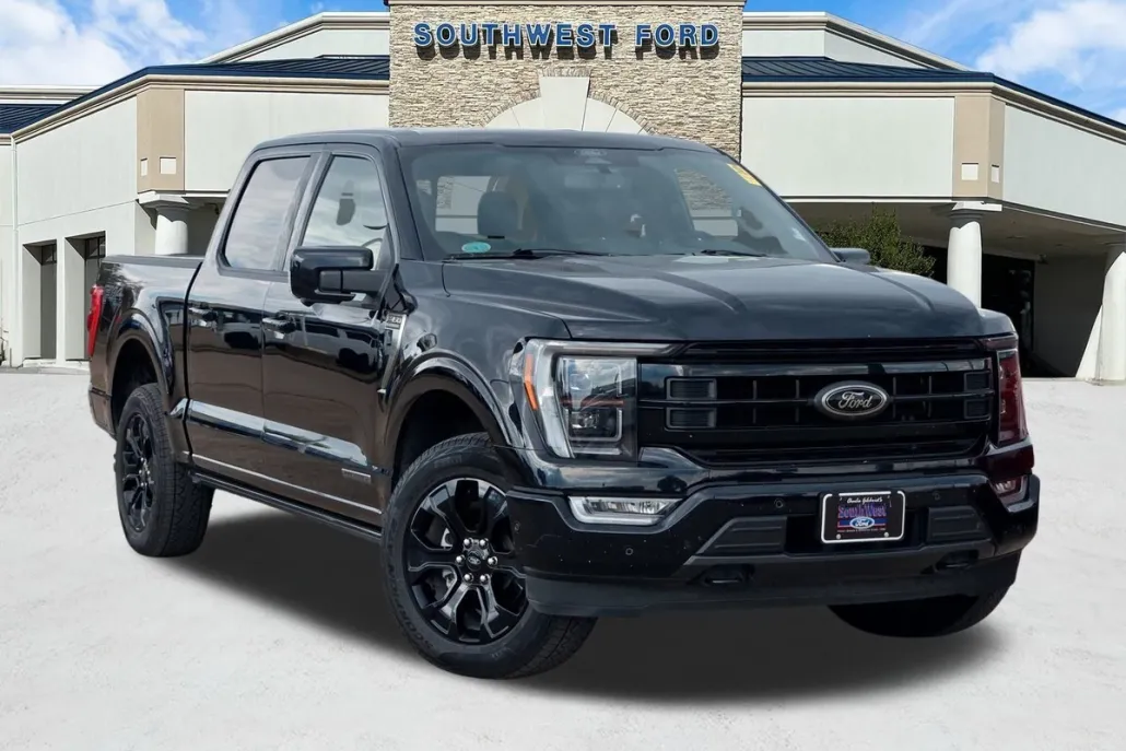 2022 Ford F-150 Platinum photo 1