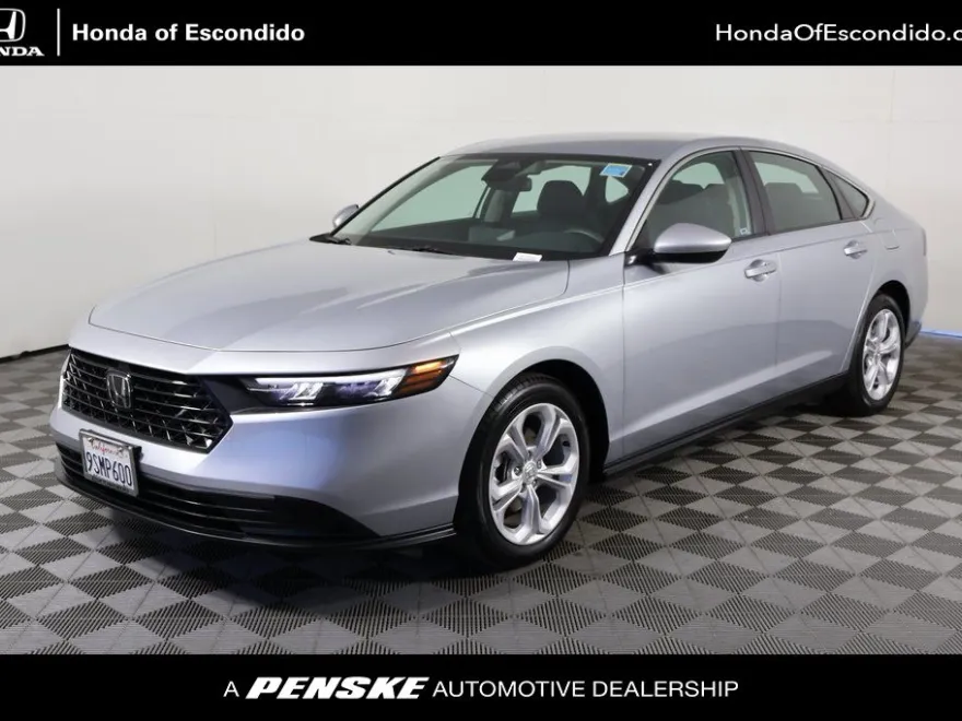 2025 Honda Accord LX photo 1