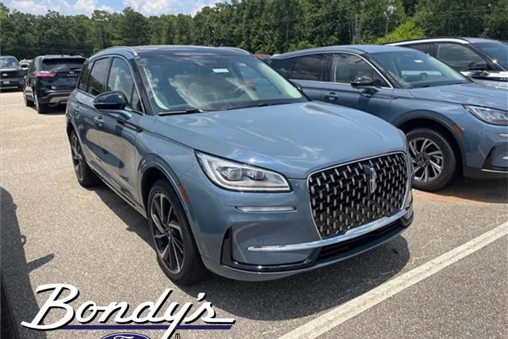 2024 Lincoln Corsair Grand Touring photo 1