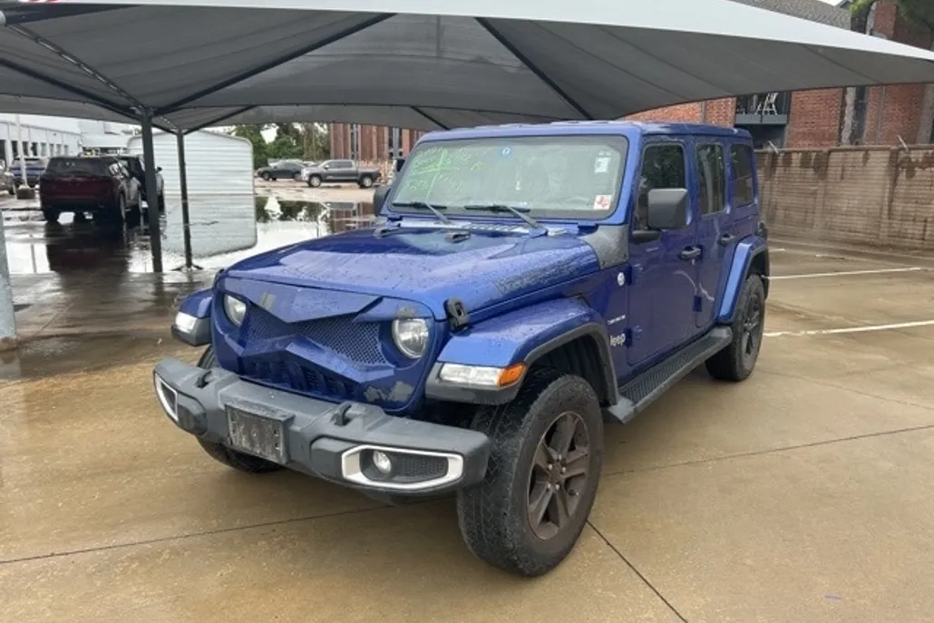 2020 Jeep Wrangler Unlimited Sahara photo 1