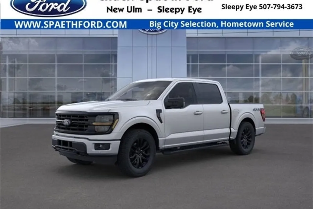 2025 Ford F-150 XLT photo 1