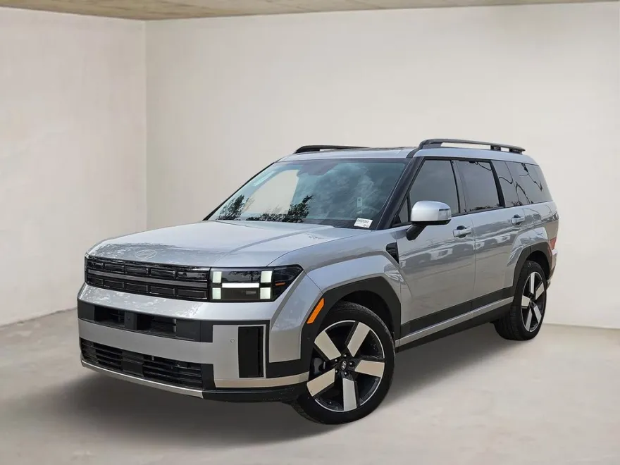 2025 Hyundai Santa Fe Limited photo 1