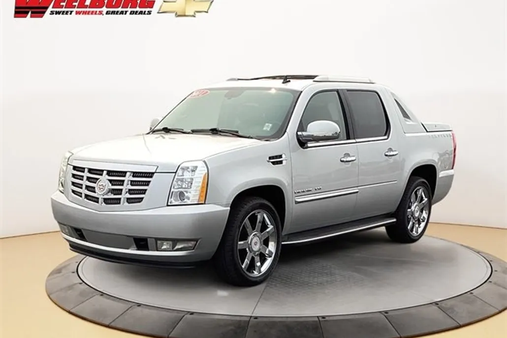 2011 Cadillac Escalade EXT Luxury photo 1