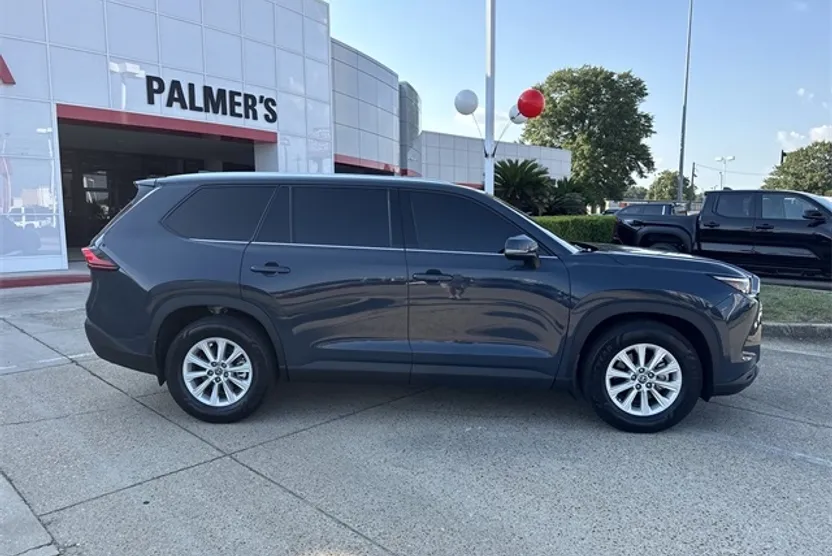 2024 Toyota Grand Highlander XLE photo 1