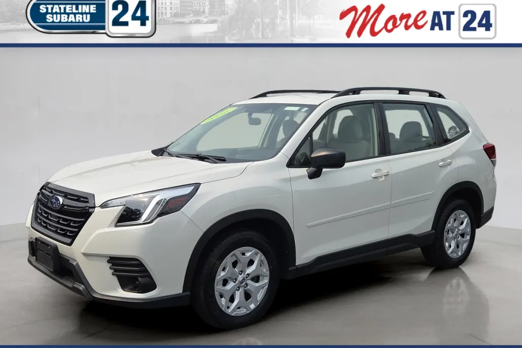 2022 Subaru Forester Base photo 1