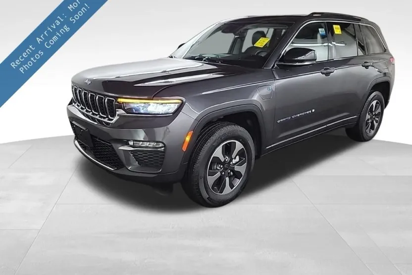 2023 Jeep Grand Cherokee 4xe photo 1