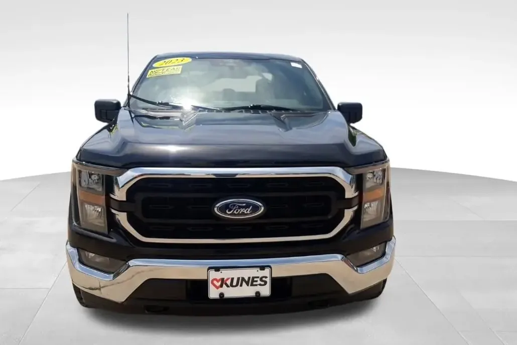 2023 Ford F-150 XLT photo 1