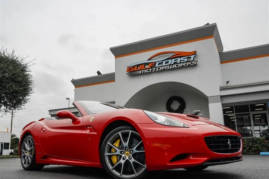 2013 Ferrari California photo 1