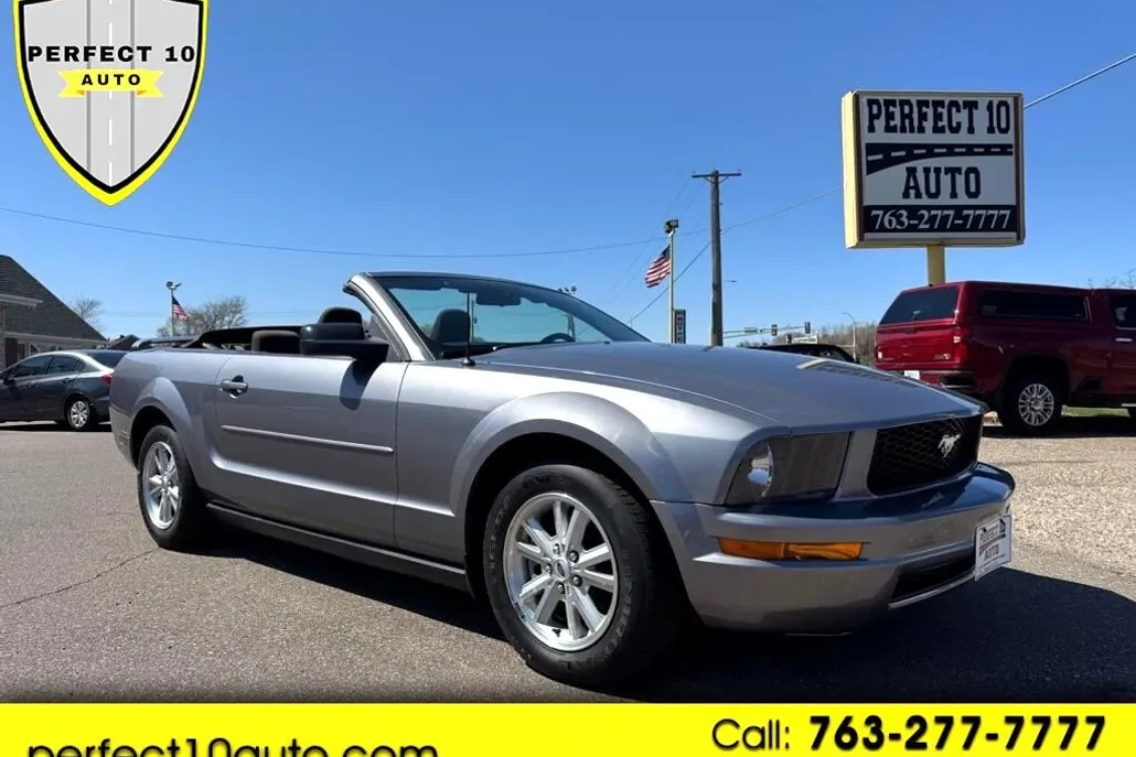 2006 Ford Mustang photo 1