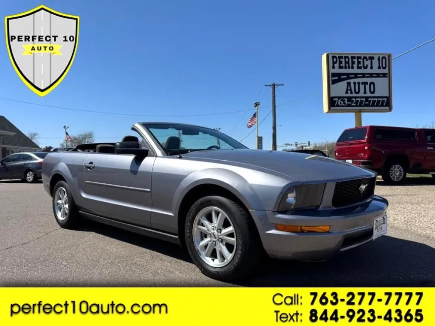 2006 Ford Mustang photo 1