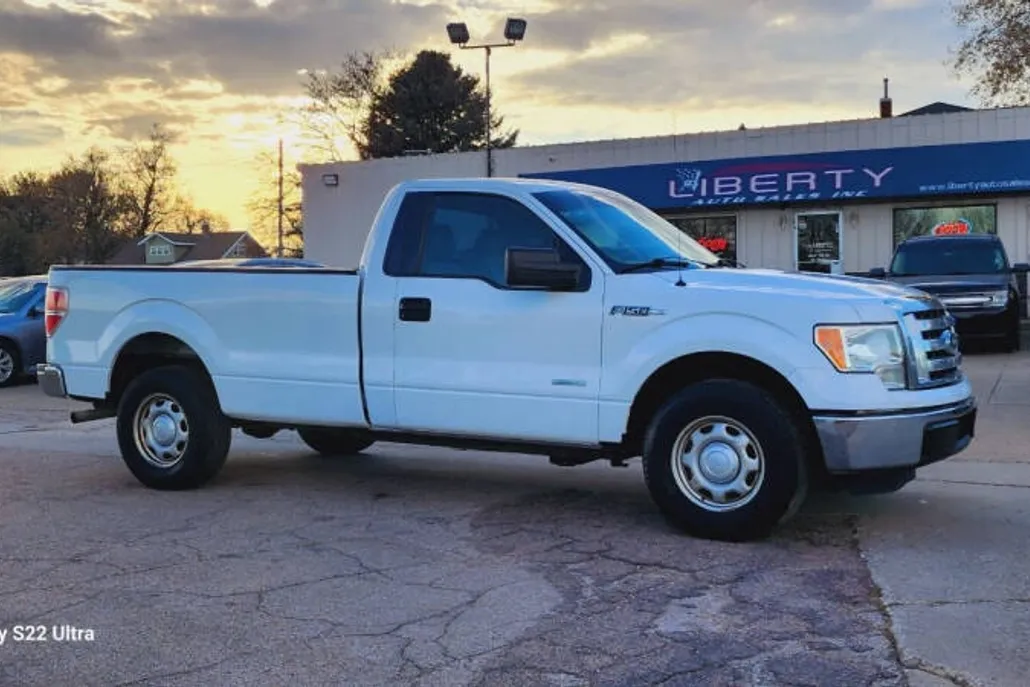 2012 Ford F-150 XL photo 1