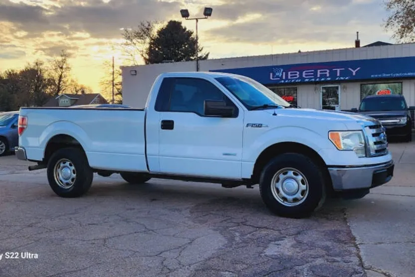 2012 Ford F-150 XL photo 1