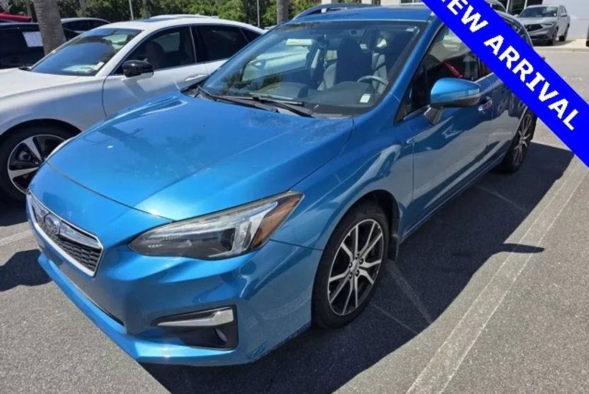 2017 Subaru Impreza 2.0i Limited photo 1