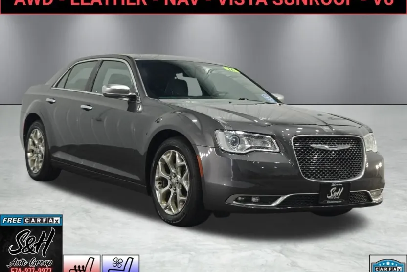 2016 Chrysler 300 C Platinum photo 1