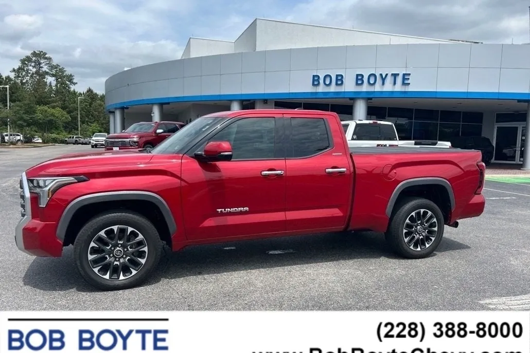 2022 Toyota Tundra Limited photo 1