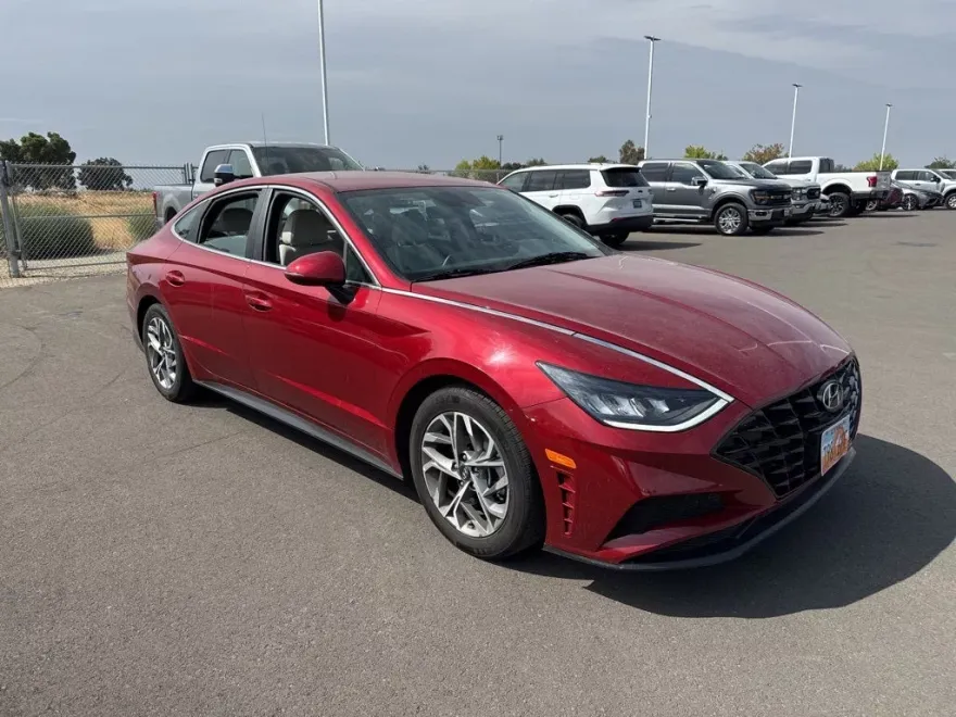 2023 Hyundai Sonata SEL photo 1