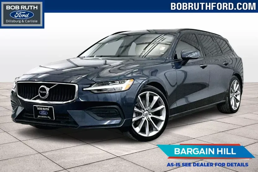 2020 Volvo V60 Momentum photo 1